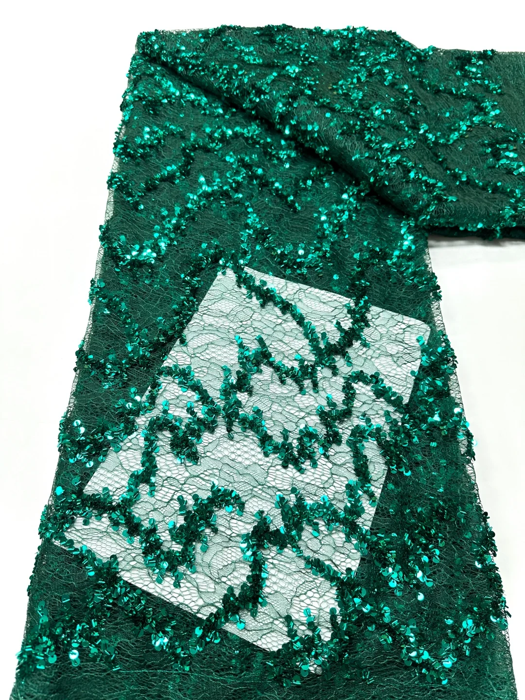 Новейшая африканская ткань с пайетками и кружевом 2026 года, высококачественная вышитая сетчатая ткань, 5 ярдов, для женских свадебных и праздничных платьев
Новейшая африканская ткань с пайетками и кружевом 2026 года, высококачественная вышитая сетчатая ткань, 5 ярдов, для женских свадебных и праздничных платьев