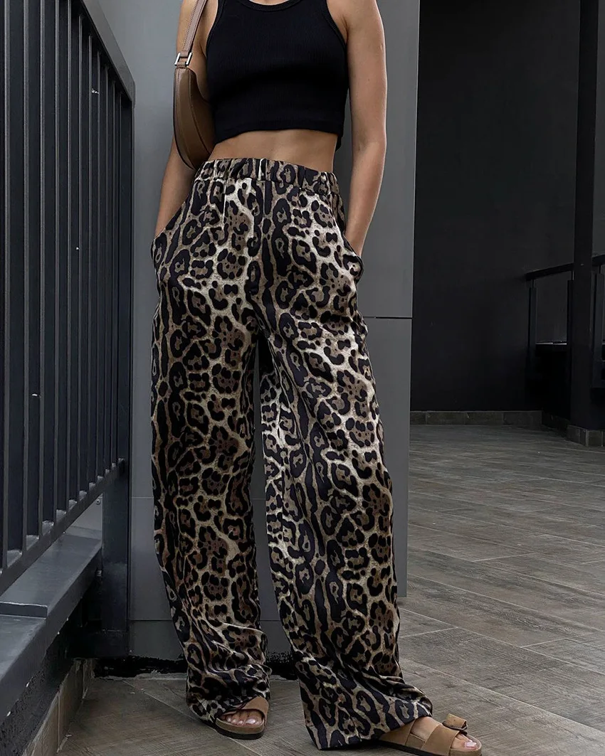 Fashion Retro Hot Girl Leopard Pattern Printed Wide Leg Pants for Women's Autumn New Style Elastic WaistBand Loose Casual Pants
Fashion Retro Hot Girl Leopard Pattern Printed Wide Leg Pants for Women's Autumn New Style Elastic WaistBand Loose Casual Pants