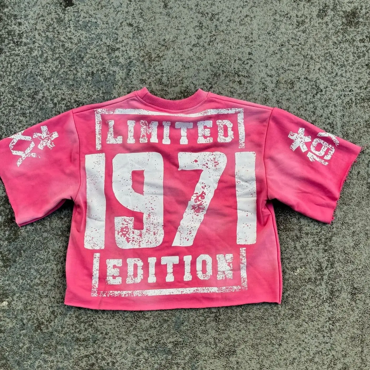 American Retro Pink T-irt Y2K Hip Hop Clothes ex Cleanfit Sle Ladies' Linen Material A-Sve Other Material 00%
American Retro Pink T-irt Y2K Hip Hop Clothes ex Cleanfit Sle Ladies' Linen Material A-Sve Other Material 00%