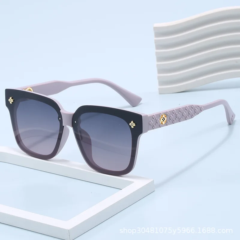 2025 Square Polarized Sunglasses Women, UV400 Driving Fashion K-Style Lightweight TR90 Frame Retro Instagram Viral
2025 Square Polarized Sunglasses Women, UV400 Driving Fashion K-Style Lightweight TR90 Frame Retro Instagram Viral