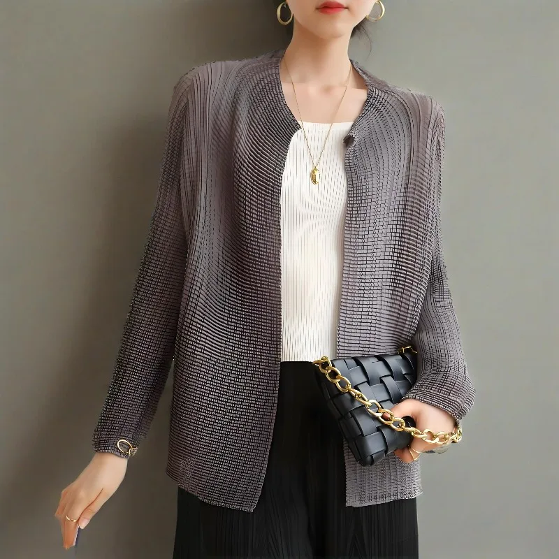Miyake Pleated Jacket 2025 Autumn New Senior Pleated Temperament Round Neck Solid Korean Large Size Loose Cardigan Soft Jacket
Miyake Pleated Jacket 2025 Autumn New Senior Pleated Temperament Round Neck Solid Korean Large Size Loose Cardigan Soft Jacket