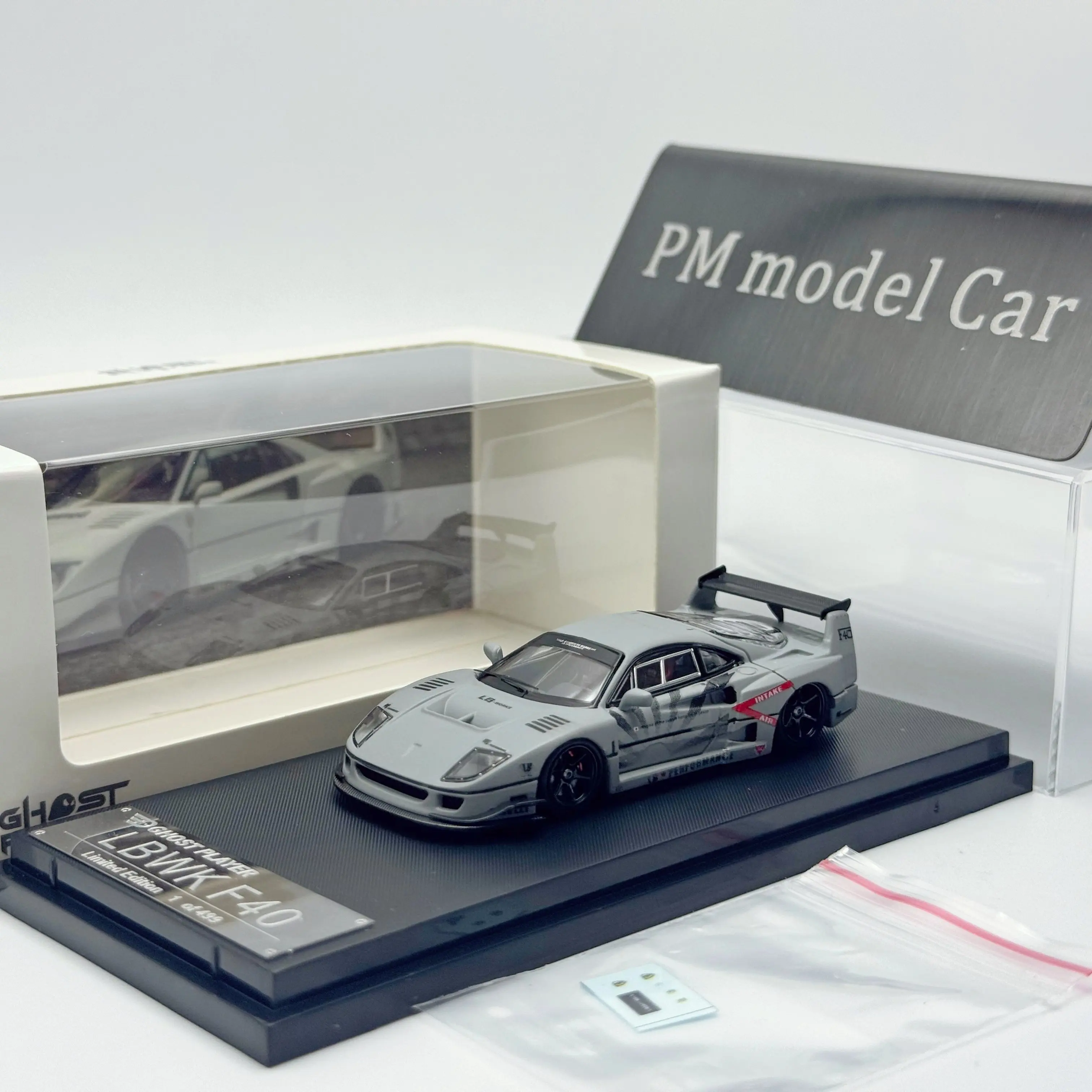 SW 1:64 F40 LBWK Alloy Diecast Model Car Ghost Player Custom Edition Battle Gray Collectible Gift Static Display
SW 1:64 F40 LBWK Alloy Diecast Model Car Ghost Player Custom Edition Battle Gray Collectible Gift Static Display