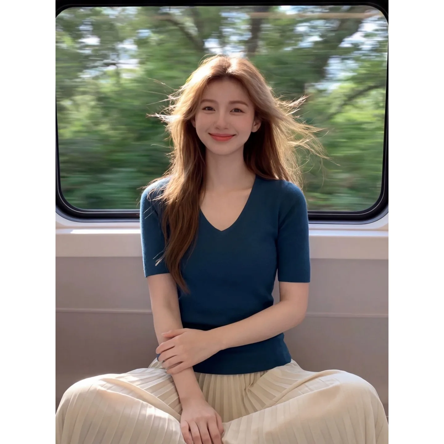 Unique Short Sleeve T-Shirt Women's Style Casual Slim Fit V-Neck Short Length Summer Fashion Small Size Beautiful Top
Unique Short Sleeve T-Shirt Women's Style Casual Slim Fit V-Neck Short Length Summer Fashion Small Size Beautiful Top