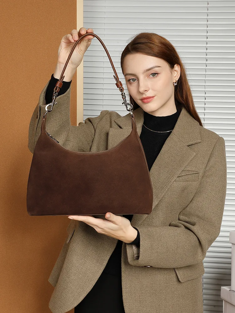 Women's Tote Bag Genuine Leather Bag New Large-capacity High-quality First Layer Cowhide Commuting Armpit Shoulder Bag
Women's Tote Bag Genuine Leather Bag New Large-capacity High-quality First Layer Cowhide Commuting Armpit Shoulder Bag