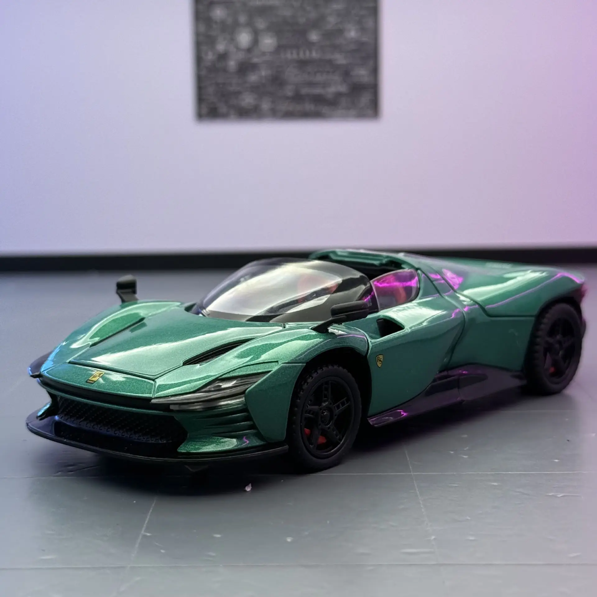 1:32 Convertible Version SP3 Alloy Sports Car Model Ornament Sound and Light Pull Back Children's Toy Car
1:32 Convertible Version SP3 Alloy Sports Car Model Ornament Sound and Light Pull Back Children's Toy Car