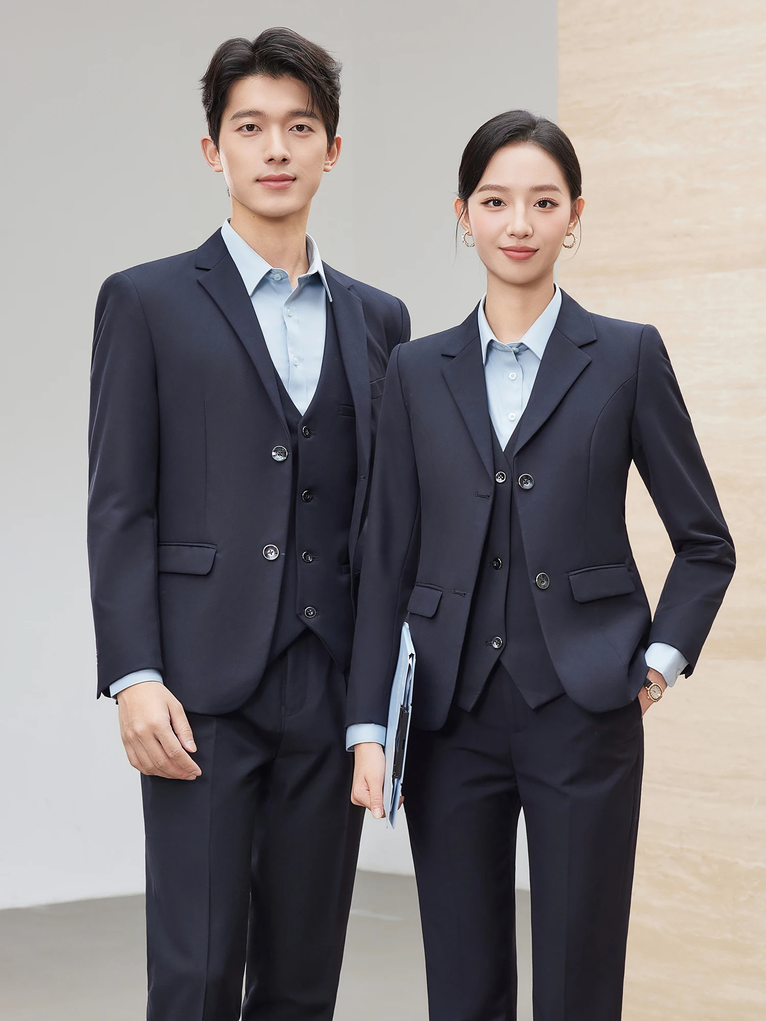 Professional Suit Set for Women High End Business Tailored Workwear Commute Men's Western Coat Interview Outfit Career Ready
Professional Suit Set for Women High End Business Tailored Workwear Commute Men's Western Coat Interview Outfit Career Ready