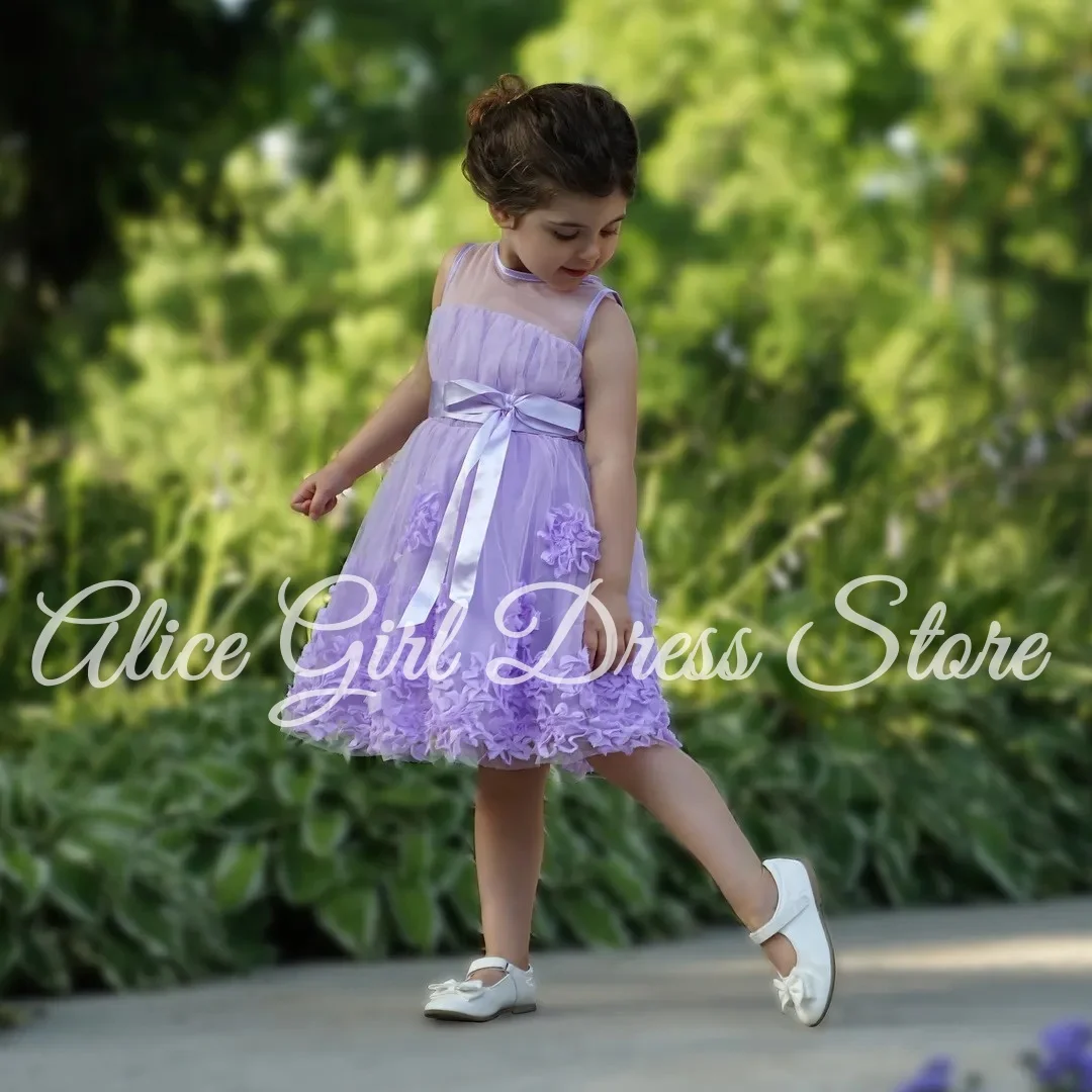 Purple Flower Girl Dresses for Wedding Lace Appliques Knee Length Lovely Birthday Party First Holy Communion Gowns Customized
Purple Flower Girl Dresses for Wedding Lace Appliques Knee Length Lovely Birthday Party First Holy Communion Gowns Customized