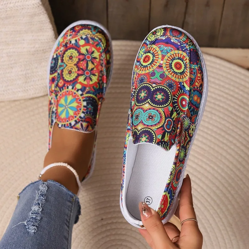 2025Summer New Plus Size Painted Women Loafers Casual Lightweight Canvas Shoes Women's Comfy Walking Flat Shoes Zapatos Casuales 
2025Summer New Plus Size Painted Women Loafers Casual Lightweight Canvas Shoes Women's Comfy Walking Flat Shoes Zapatos Casuales