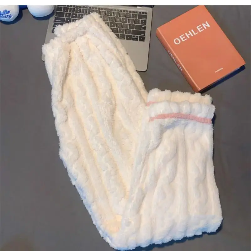 Sanrio мультяшные пижамы Hello Kitty Girl, брюки с длинными рукавами, милые модные утолщенные креативные хит продаж, подарок для подруги 
Sanrio мультяшные пижамы Hello Kitty Girl, брюки с длинными рукавами, милые модные утолщенные креативные хит продаж, подарок для подруги