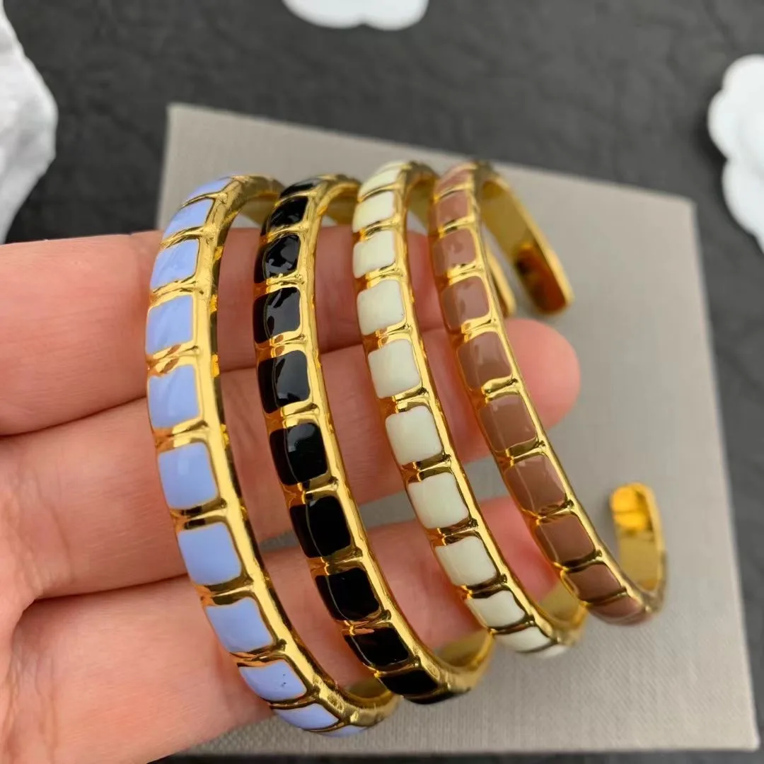 Trendy temperament Minimalism Extremely fine colored drop glaze dots Bracelet for women's girl jewelry Accessories
Trendy temperament Minimalism Extremely fine colored drop glaze dots Bracelet for women's girl jewelry Accessories