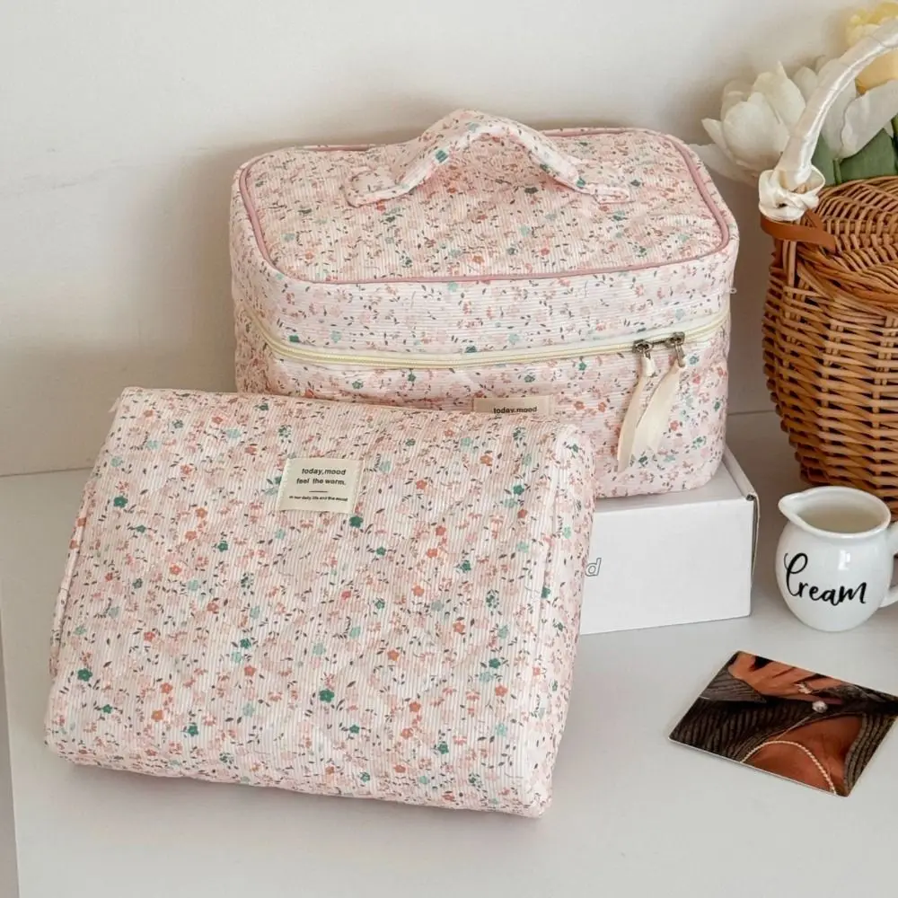 Ins стиль вельветовый эстетический косметический органайзер большой емкости на молнии цветочный косметичка косметичка кисточка для макияжа
Ins стиль вельветовый эстетический косметический органайзер большой емкости на молнии цветочный косметичка косметичка кисточка для макияжа