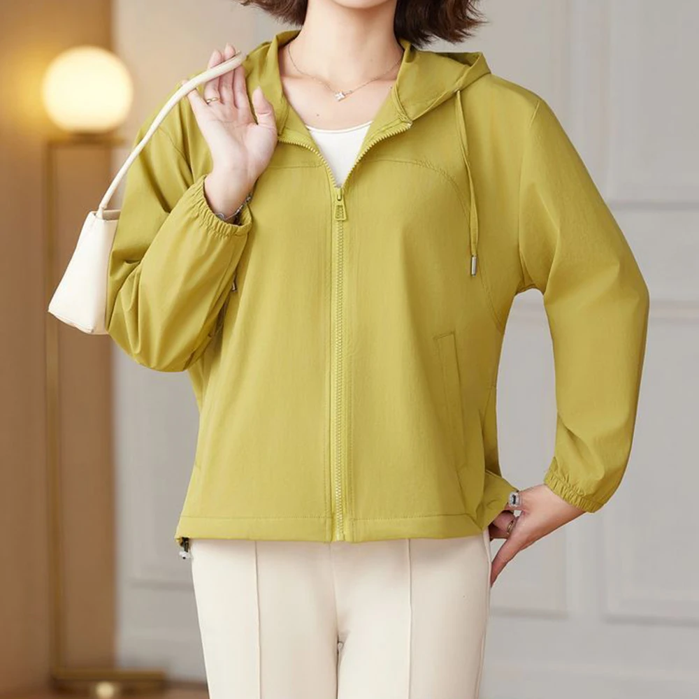 Single-layer high-end mother's temperament casual coat short women's warm spring new fashion jacket top
Single-layer high-end mother's temperament casual coat short women's warm spring new fashion jacket top
