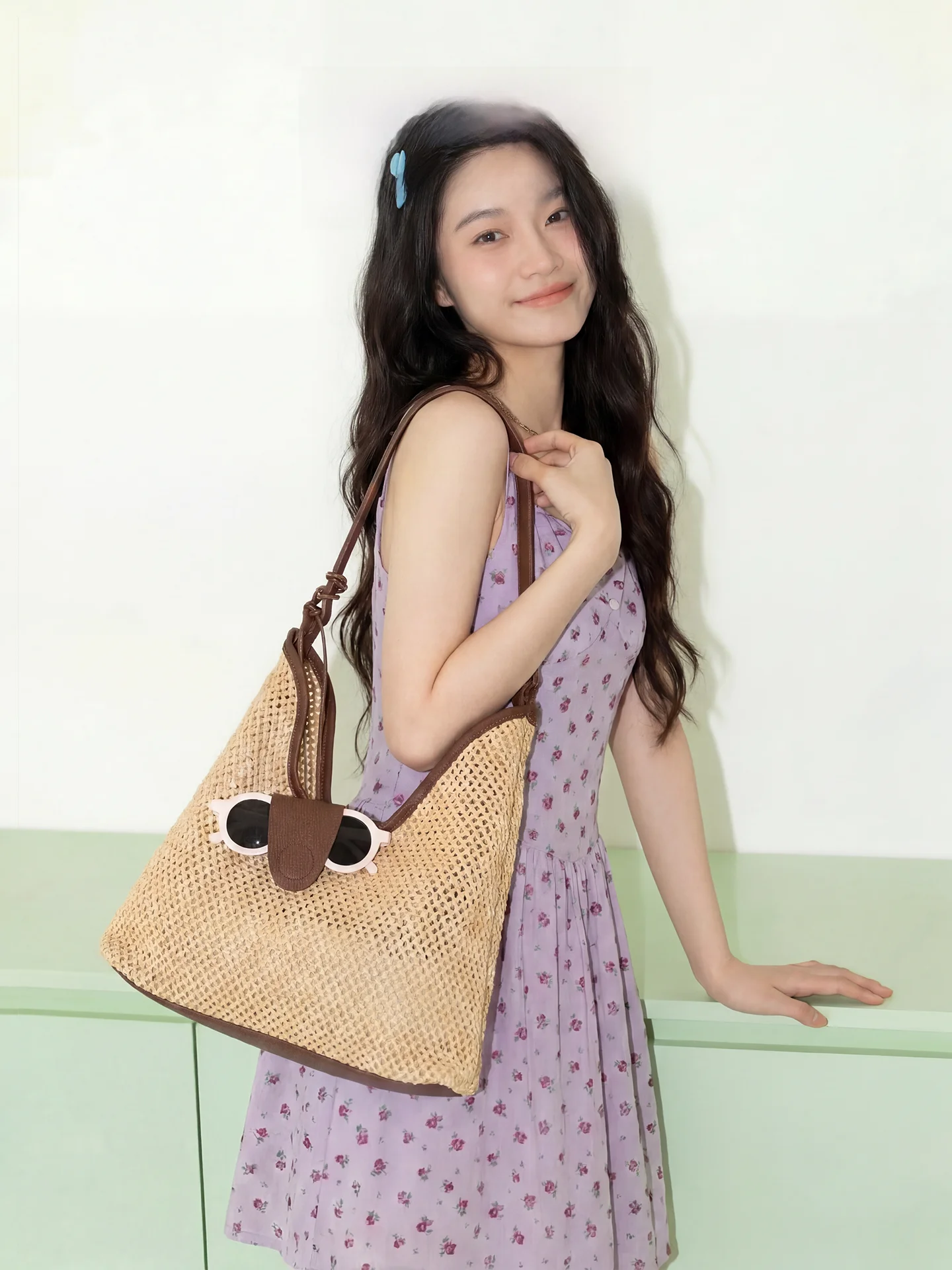 Large Capacity Straw Woven Tote Bag Casual Beach Style Single Shoulder Basket Hollow out Design Holiday Vibes Orange Girl
Large Capacity Straw Woven Tote Bag Casual Beach Style Single Shoulder Basket Hollow out Design Holiday Vibes Orange Girl