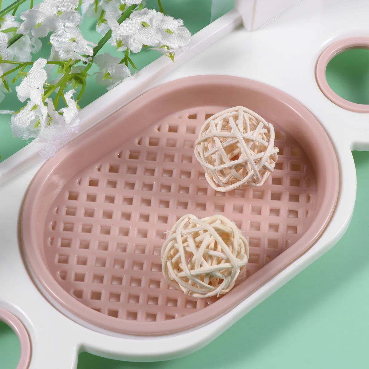 Plastic Wall Mounted Soap Dish with Hand Holder Hanging Rack Shampoo Shelf for Bathroom (White+Pink)
Plastic Wall Mounted Soap Dish with Hand Holder Hanging Rack Shampoo Shelf for Bathroom (White+Pink)
