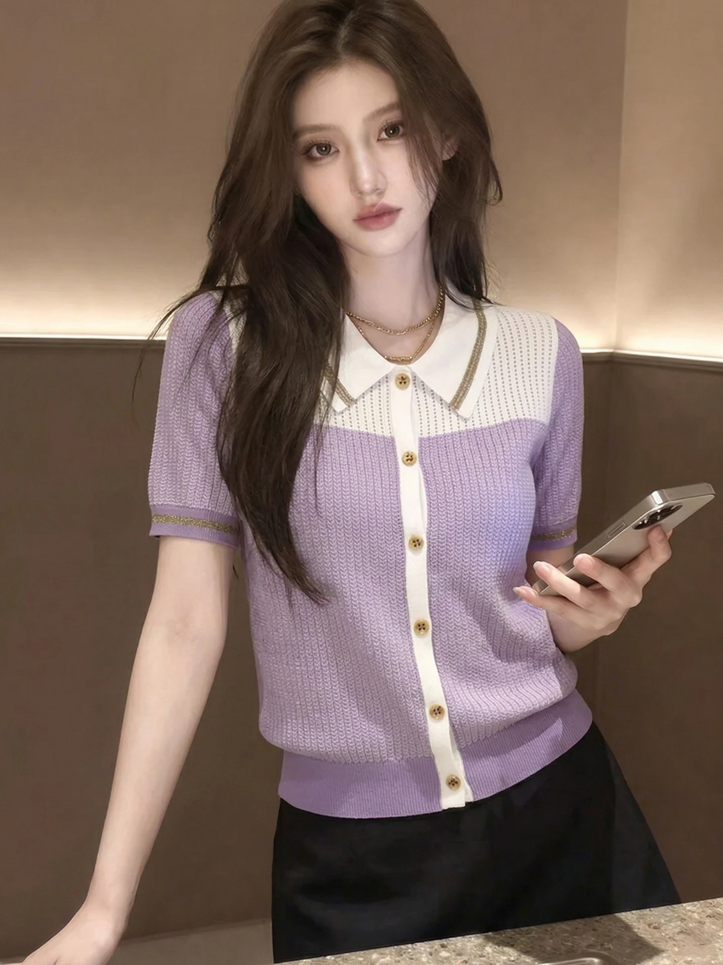 Korean Style Short Sleeve Knitted Shirt Collared Summer Fashion Color Block Design Single Button Women's Top Commute Style
Korean Style Short Sleeve Knitted Shirt Collared Summer Fashion Color Block Design Single Button Women's Top Commute Style
