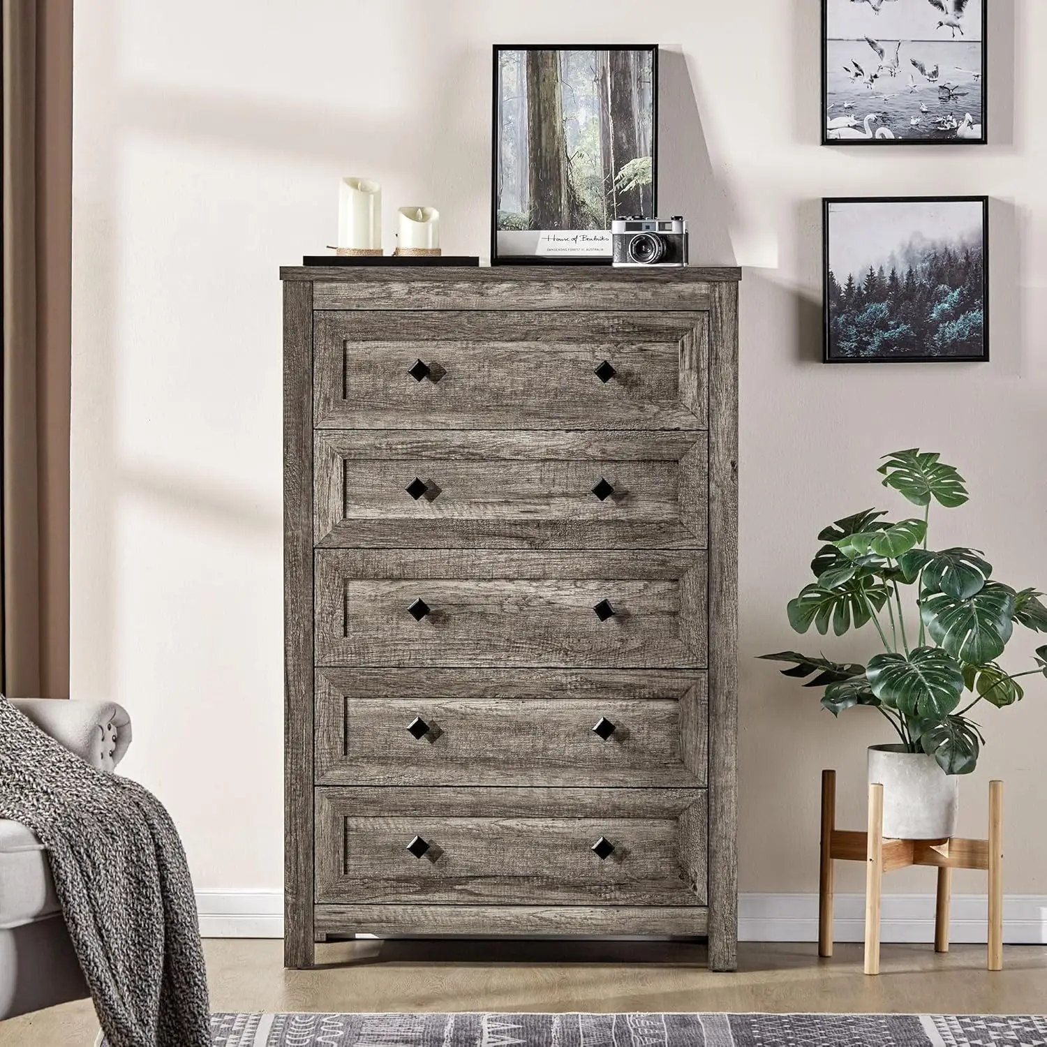 5-Drawer Chest of Drawers Dresser for Bedroom, 48” Tall Dresser with Vintage Grain Texture, Farmhouse Wood Dresser for Bedroom
5-Drawer Chest of Drawers Dresser for Bedroom, 48” Tall Dresser with Vintage Grain Texture, Farmhouse Wood Dresser for Bedroom