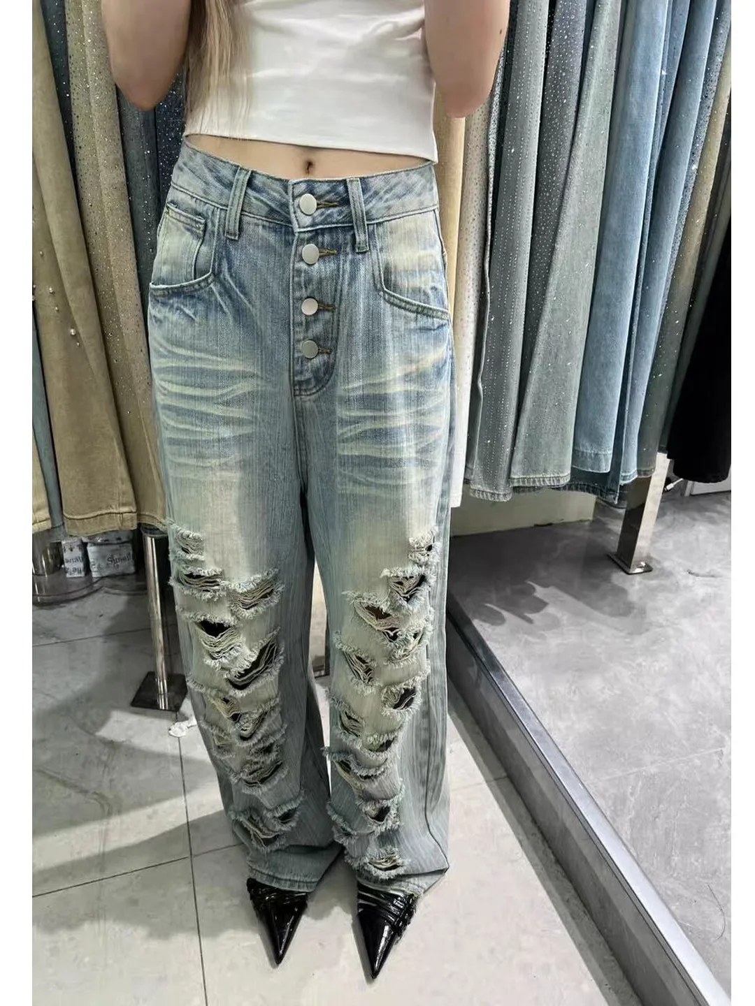 High Waist Wide Leg Denim Jeans Women's Loose Straight American High Street Style Hole Punching Summer New Arrival
High Waist Wide Leg Denim Jeans Women's Loose Straight American High Street Style Hole Punching Summer New Arrival