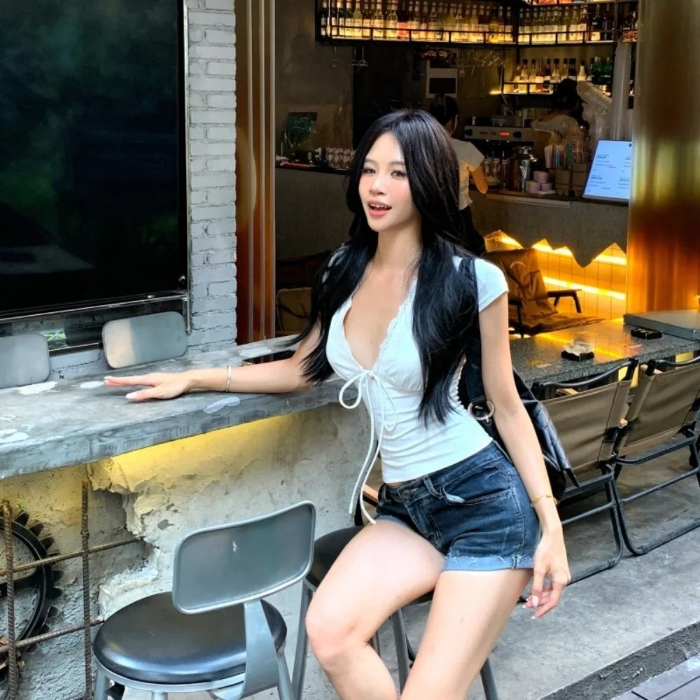 Elegant V Neck Slim Crop Tops Lace Sweet Bottoming T-shirt Elastic Short Sleeve Camisole Spicy Girl
Elegant V Neck Slim Crop Tops Lace Sweet Bottoming T-shirt Elastic Short Sleeve Camisole Spicy Girl