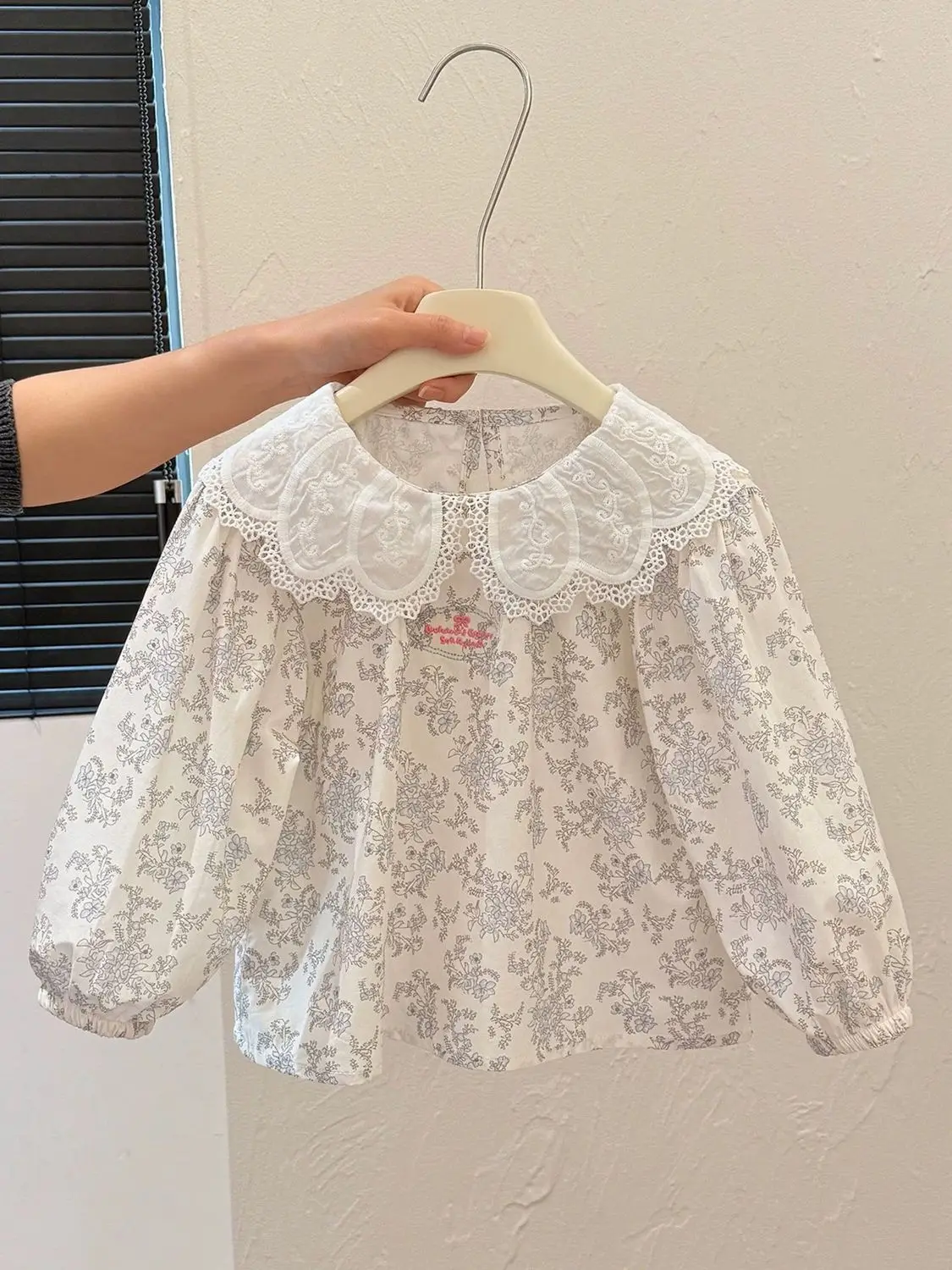 Baby Girls Floral Top Doll Shirt And Jeans Two Piece Set Spring Autumn New Children's Outfit 0 2 4 6 7Y
Baby Girls Floral Top Doll Shirt And Jeans Two Piece Set Spring Autumn New Children's Outfit 0 2 4 6 7Y