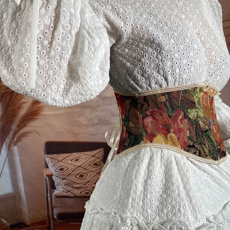 Sexy Women Top Corset with Vintage Floral Printed Lift Up Night Club Party Crop Top Slimming Waist Wrap Top Streetwear
Sexy Women Top Corset with Vintage Floral Printed Lift Up Night Club Party Crop Top Slimming Waist Wrap Top Streetwear