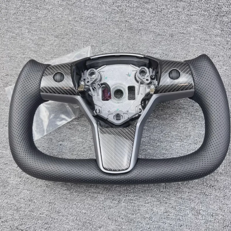 Direct Sales Customization Car Leather Inlaid with Carbon Fiber Steering Wheel for Tesla Model 3 Y X S Yoke Steering Wheel
Direct Sales Customization Car Leather Inlaid with Carbon Fiber Steering Wheel for Tesla Model 3 Y X S Yoke Steering Wheel