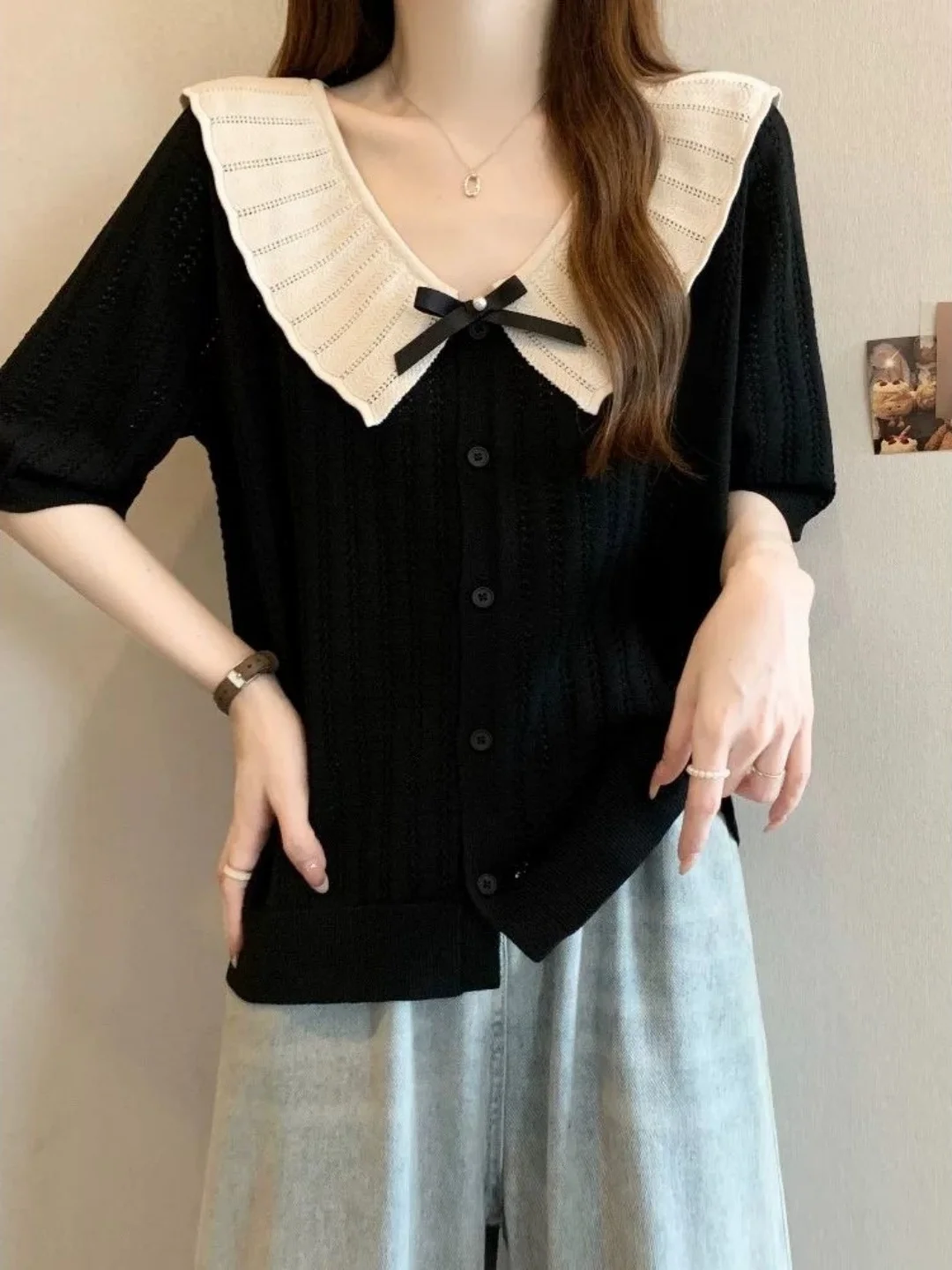 plus Size Knitted Short Sleeve Open Cardigan Women's Fashion Loose Slimming Top Knot Doll Collar Korean Style
plus Size Knitted Short Sleeve Open Cardigan Women's Fashion Loose Slimming Top Knot Doll Collar Korean Style