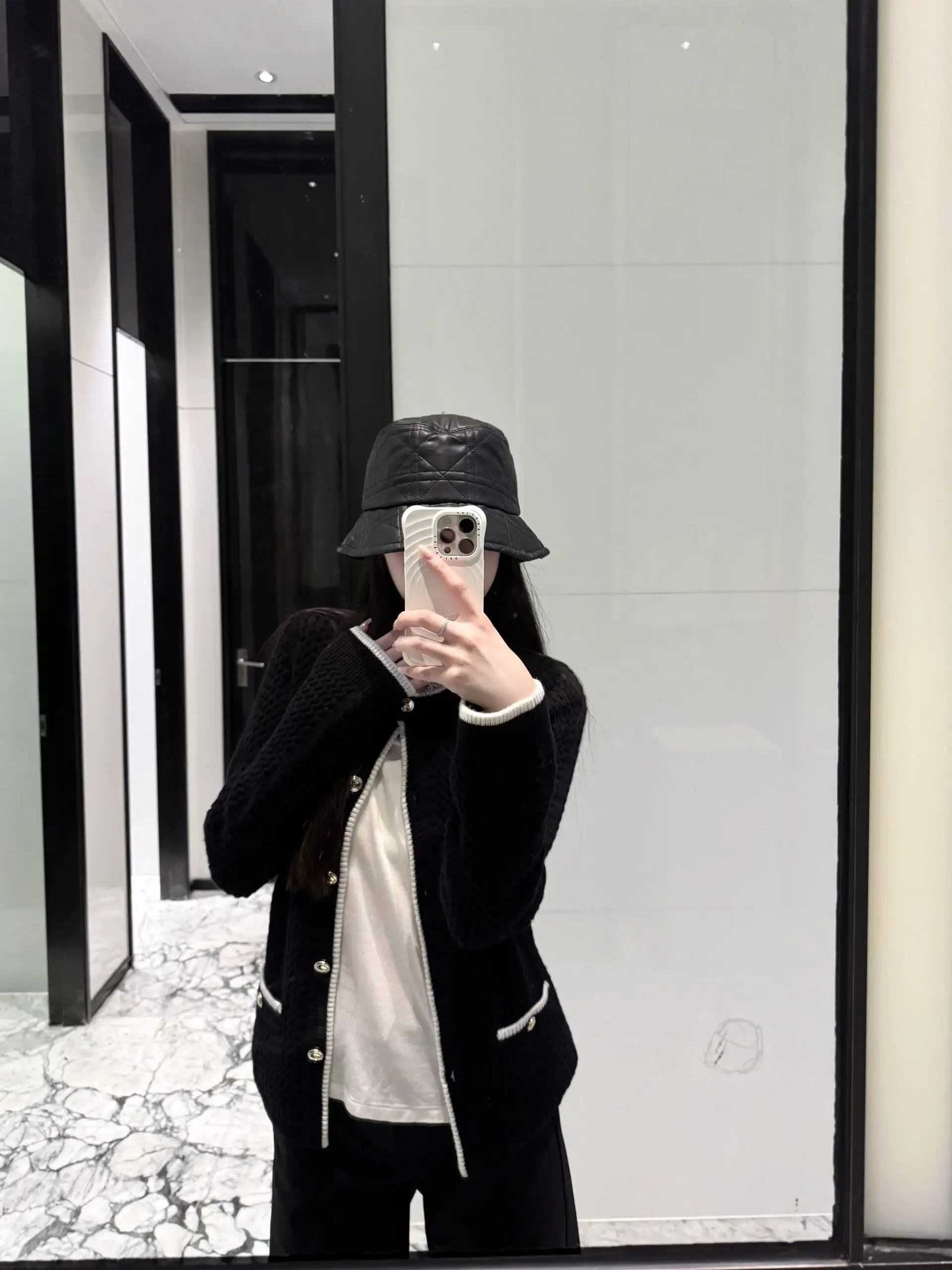 Ele Bla Knitted Open Cardigan Women's Long Sve round Ne Sweater Outerwear Lazy Sle High-End Feel Autumn Winter
Ele Bla Knitted Open Cardigan Women's Long Sve round Ne Sweater Outerwear Lazy Sle High-End Feel Autumn Winter