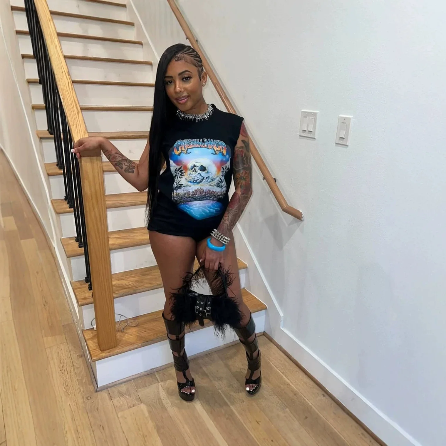 STYLISH LADY Gothic Skull Print Sleeveless Top 2026 Summer Women Sleeveless O Neck Casual Loose Fit High Street Tank Top
STYLISH LADY Gothic Skull Print Sleeveless Top 2026 Summer Women Sleeveless O Neck Casual Loose Fit High Street Tank Top