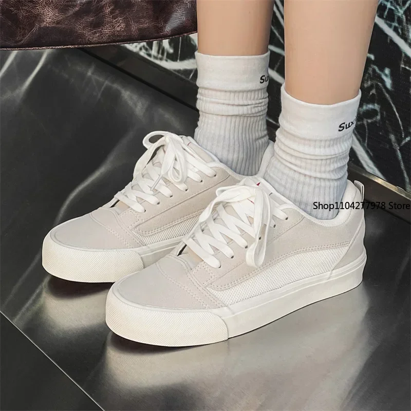 Men Women Vulcanization Casual Shoes Canvas Low Cut Lace-Up Black Grey Red Leisure Flats Comfortable Sneakers 35-44 Skateboard
Men Women Vulcanization Casual Shoes Canvas Low Cut Lace-Up Black Grey Red Leisure Flats Comfortable Sneakers 35-44 Skateboard