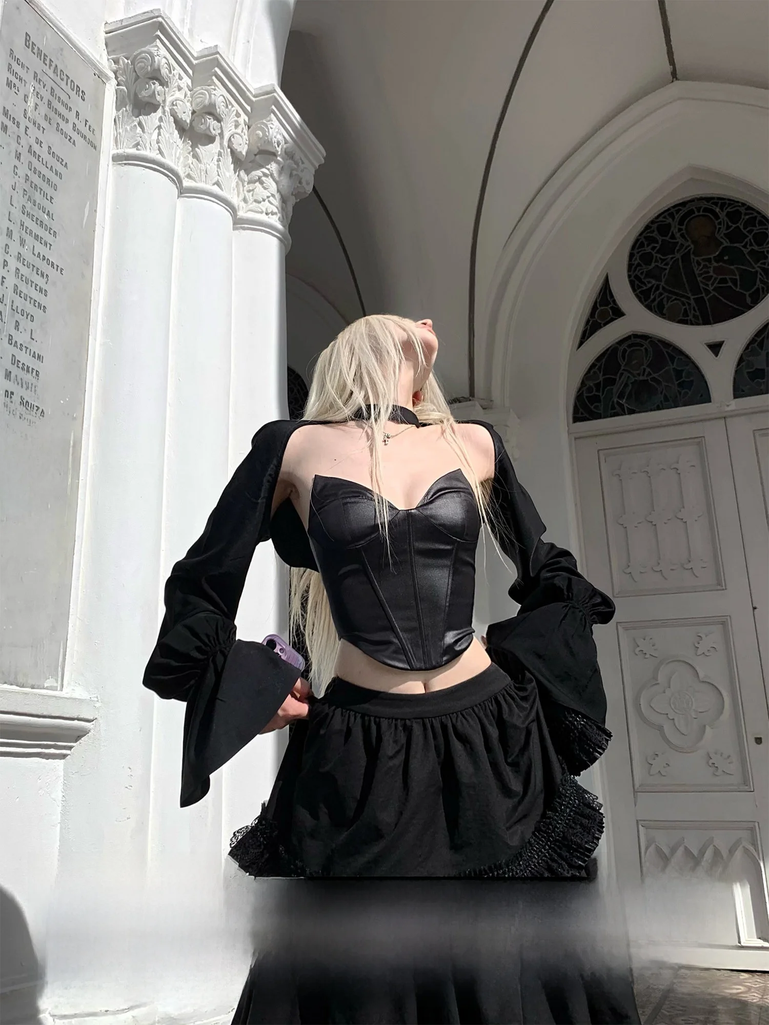 Black Fishbone Strapless Cake Skirt Three-piece Set Women's Fashion Spring Long Sleeve Sol Castle Witch Half-length Skirt
Black Fishbone Strapless Cake Skirt Three-piece Set Women's Fashion Spring Long Sleeve Sol Castle Witch Half-length Skirt