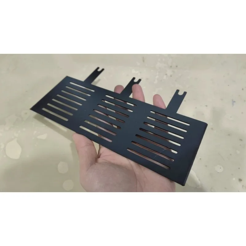 Oversized Metal Spotlight Guard Large RC Light Bar Protector for CK5811 1/7 Wrangler RC Crawler No-Drill Upgrade Part
Oversized Metal Spotlight Guard Large RC Light Bar Protector for CK5811 1/7 Wrangler RC Crawler No-Drill Upgrade Part