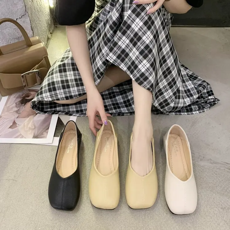 Single shoe women's head shallow mouth sleeve foot flat heel shoes fashionable two on casual women's shoes 2025 summer
Single shoe women's head shallow mouth sleeve foot flat heel shoes fashionable two on casual women's shoes 2025 summer