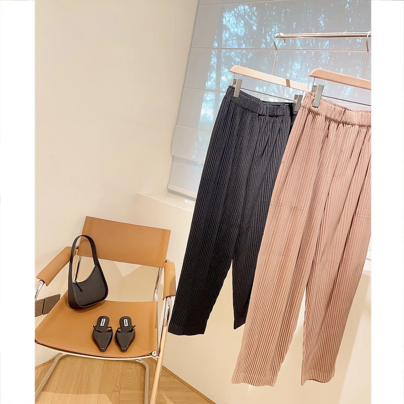 Брюки Annmon Slim Fit с высокой талией, эластичным поясом, плиссированные, повседневные, асимметричного дизайна, для офиса, из полиэстера
Брюки Annmon Slim Fit с высокой талией, эластичным поясом, плиссированные, повседневные, асимметричного дизайна, для офиса, из полиэстера