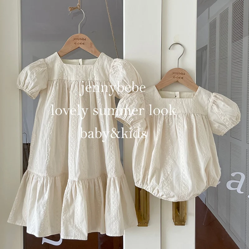 2024 New Summer Girls Princess Dress Short Sleeved Cotton Embroidery Sisters Clothes Toddler Baby Bodysuits Kids Party Dress
2024 New Summer Girls Princess Dress Short Sleeved Cotton Embroidery Sisters Clothes Toddler Baby Bodysuits Kids Party Dress