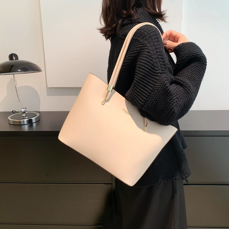 New Fashion Message PU Leather Girls Daily Leisure Women Bags Work Shoulder Casual High Capacity Soft Multifunction Handbags
New Fashion Message PU Leather Girls Daily Leisure Women Bags Work Shoulder Casual High Capacity Soft Multifunction Handbags