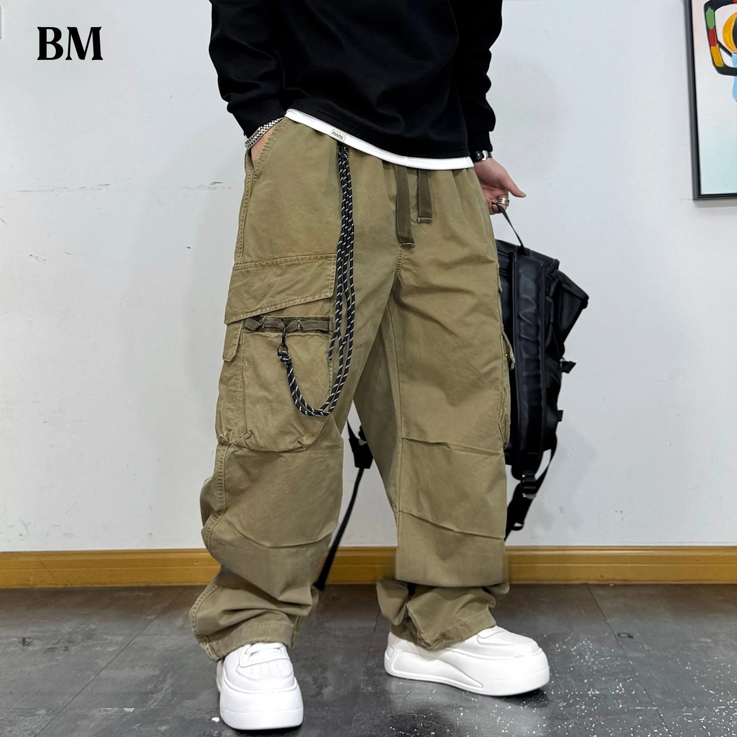 American Premium Cargo Pants Mens Pleated Baggy Multi Pocket Streetwear Oversized Straight Leg Casual Spring Fall Trendy Male
American Premium Cargo Pants Mens Pleated Baggy Multi Pocket Streetwear Oversized Straight Leg Casual Spring Fall Trendy Male