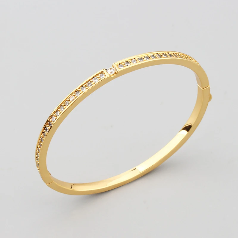 Bobokiki Jewelry European and American Fashion Letters Titanium Micro-Inlaid AAA Zircon Luxury Retro Bracelet
Bobokiki Jewelry European and American Fashion Letters Titanium Micro-Inlaid AAA Zircon Luxury Retro Bracelet