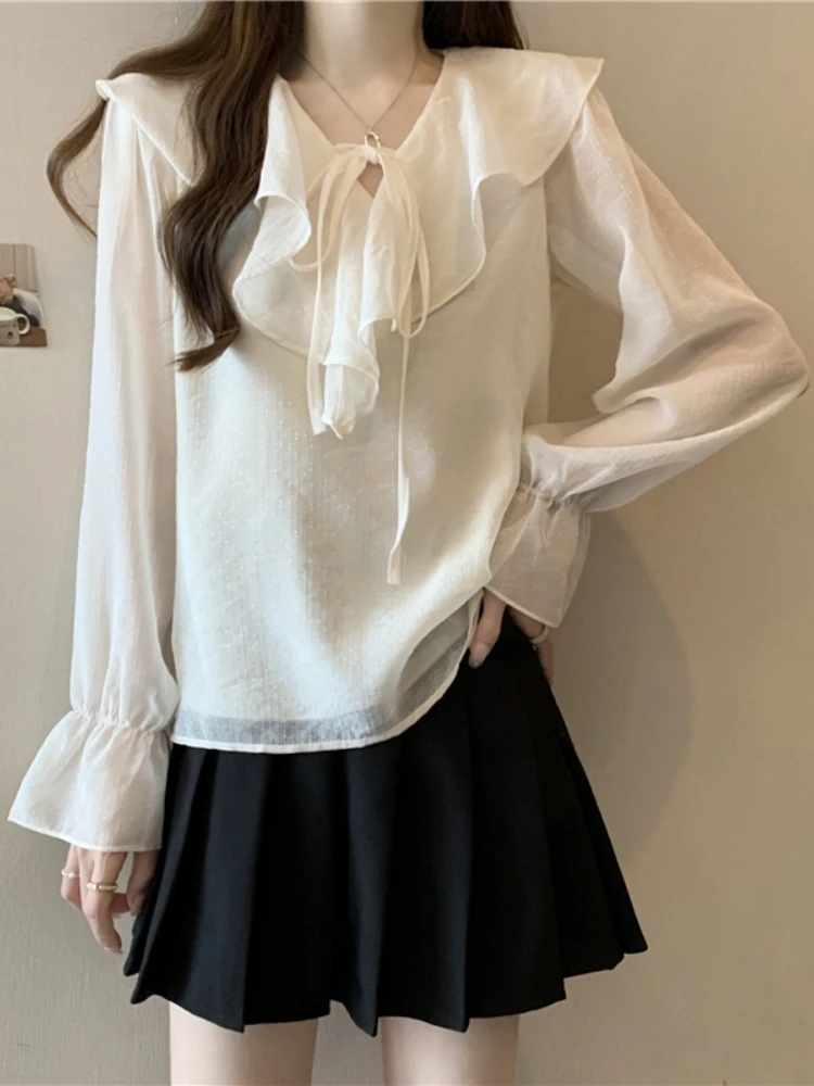 Women's Long Sleeve Chiffon Shirt Design Sensation Autumn plus Size Conceal Belly Gentle Style Top V-neck Bell Sleeve Loose Fit
Women's Long Sleeve Chiffon Shirt Design Sensation Autumn plus Size Conceal Belly Gentle Style Top V-neck Bell Sleeve Loose Fit