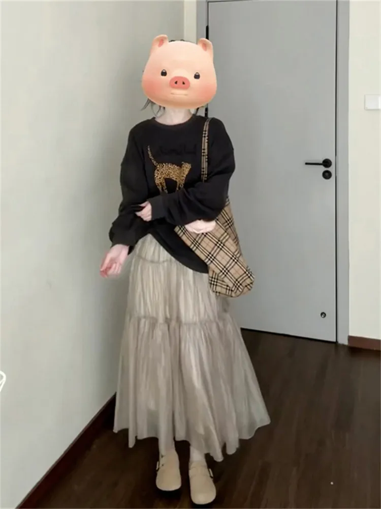 Korean Style Fashionable Loose Women's Sweatshirt Set Cute Two-Piece Spring New High-End Feeling Casual Skirt Suit
Korean Style Fashionable Loose Women's Sweatshirt Set Cute Two-Piece Spring New High-End Feeling Casual Skirt Suit