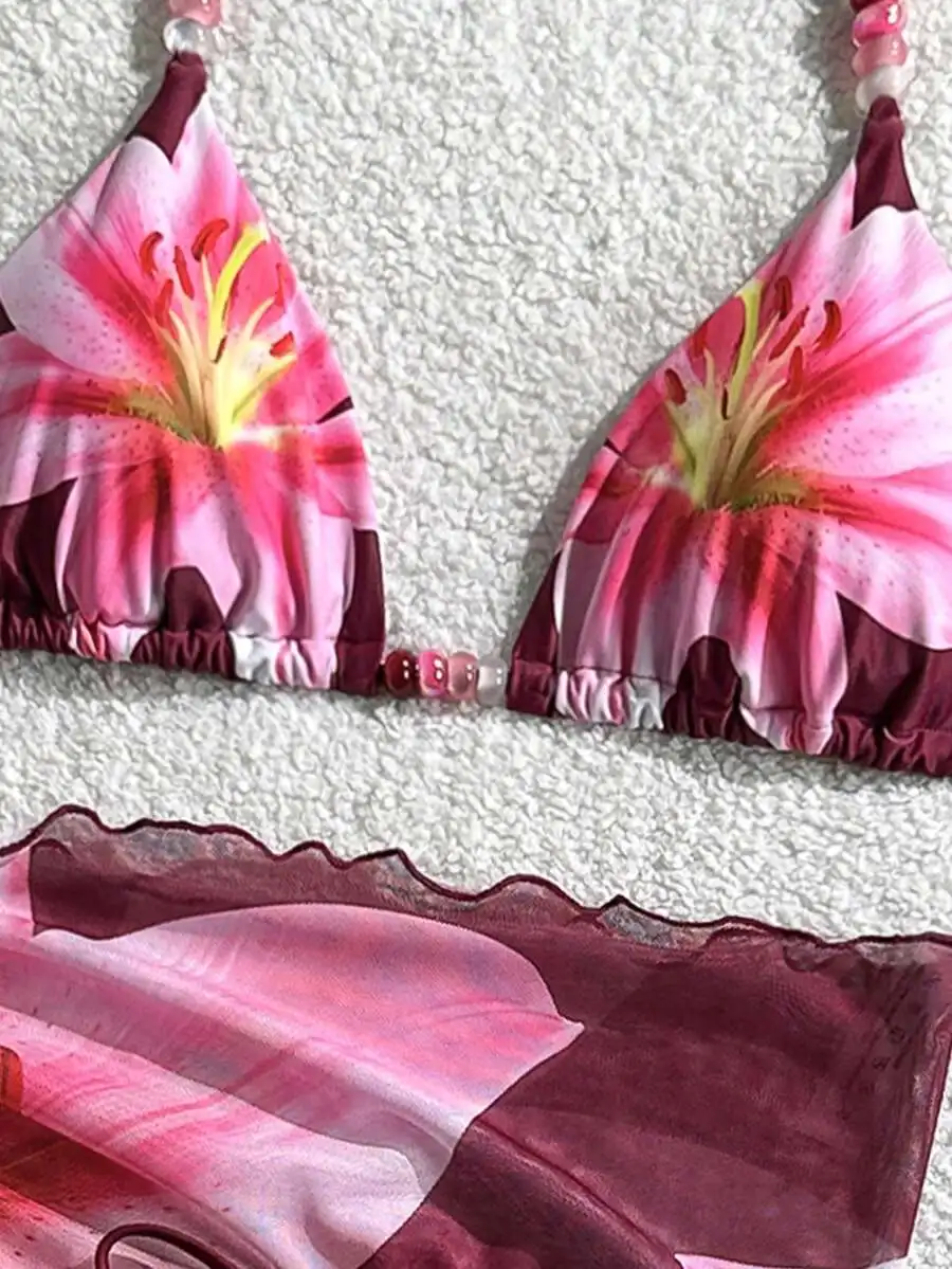 Floral Print Triangle Bikini Top With Beaded Decor Mesh Skirt And Side Tie Bottoms Three Piece Swimwear Set
Floral Print Triangle Bikini Top With Beaded Decor Mesh Skirt And Side Tie Bottoms Three Piece Swimwear Set