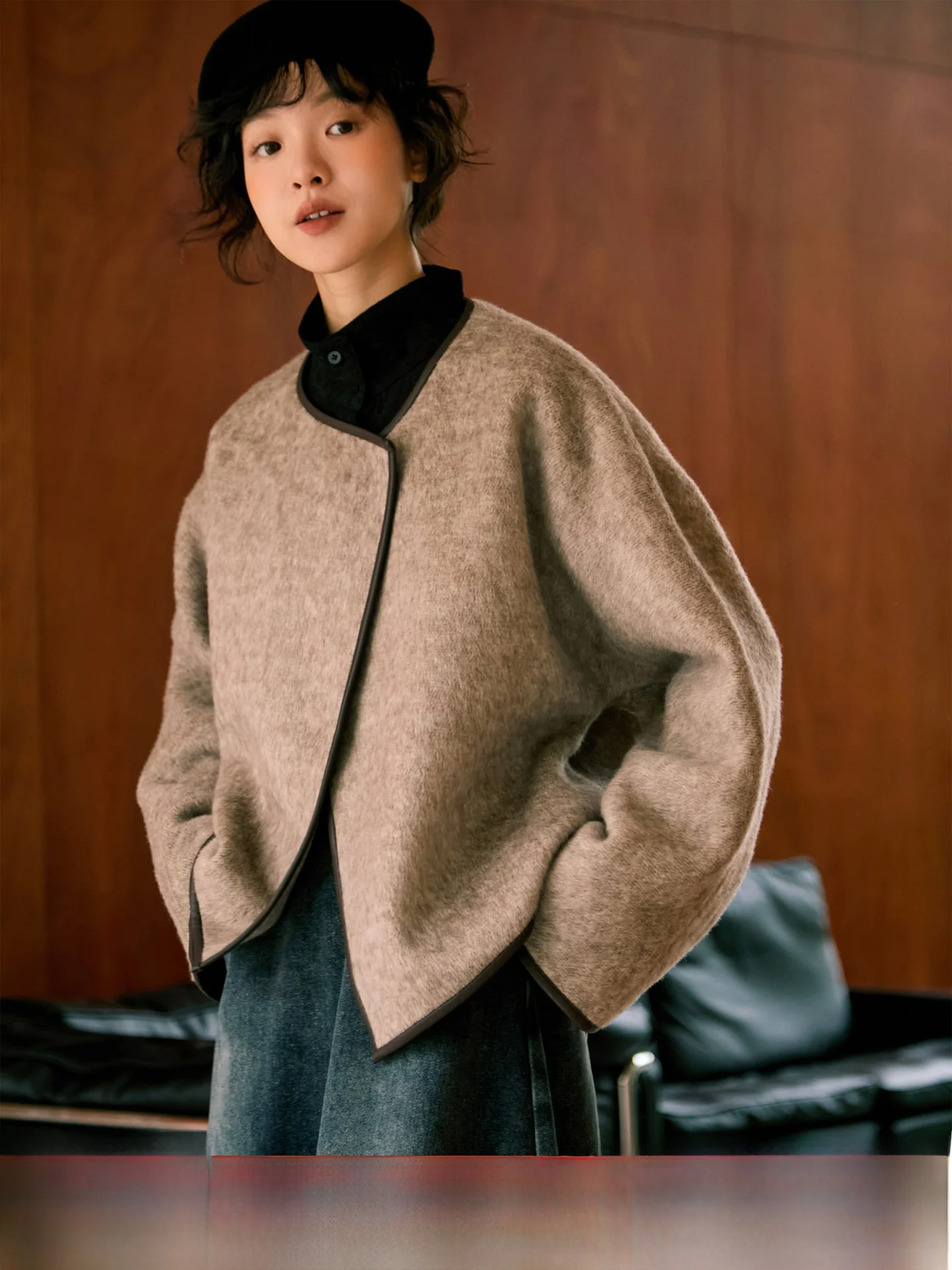 Retro Color Block Double Face Woolen Short Jacket Women Loose Asymmetric Warm Fashion Outerwear Casual Online Exclusive
Retro Color Block Double Face Woolen Short Jacket Women Loose Asymmetric Warm Fashion Outerwear Casual Online Exclusive