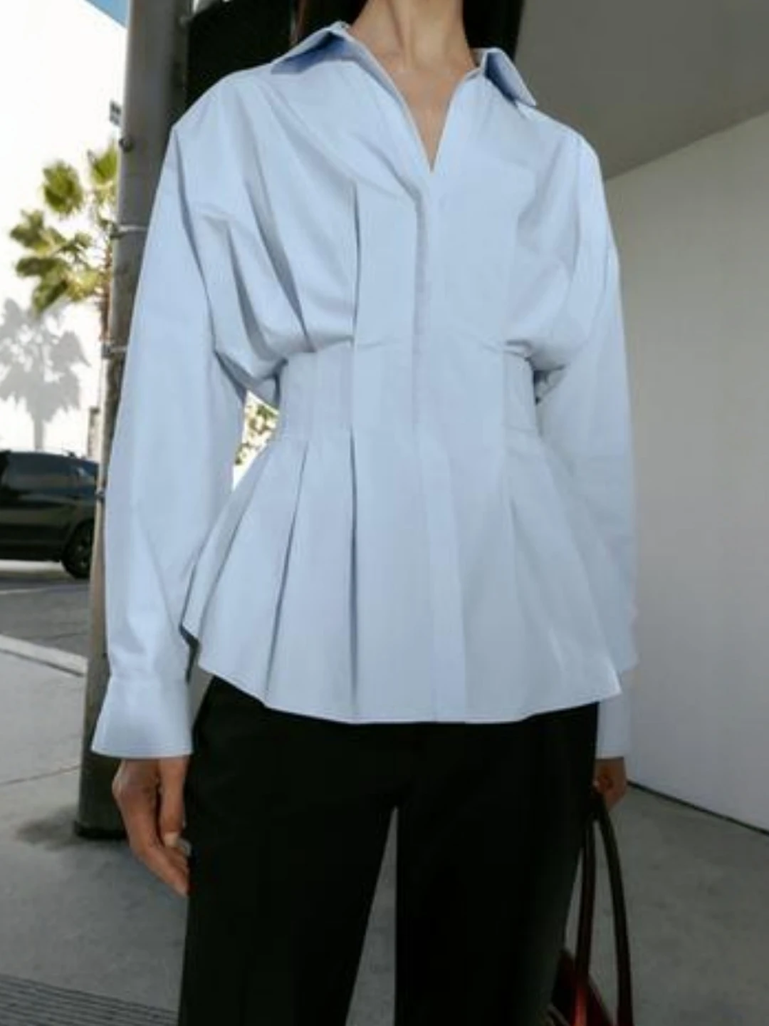 Women's Casual Style Slim Fit Shirt Waist Cinching Turn-down Collar Pleated Design Silk Fabric Long Sleeve Breathable Skin-fr...
Women's Casual Style Slim Fit Shirt Waist Cinching Turn-down Collar Pleated Design Silk Fabric Long Sleeve Breathable Skin-fr...