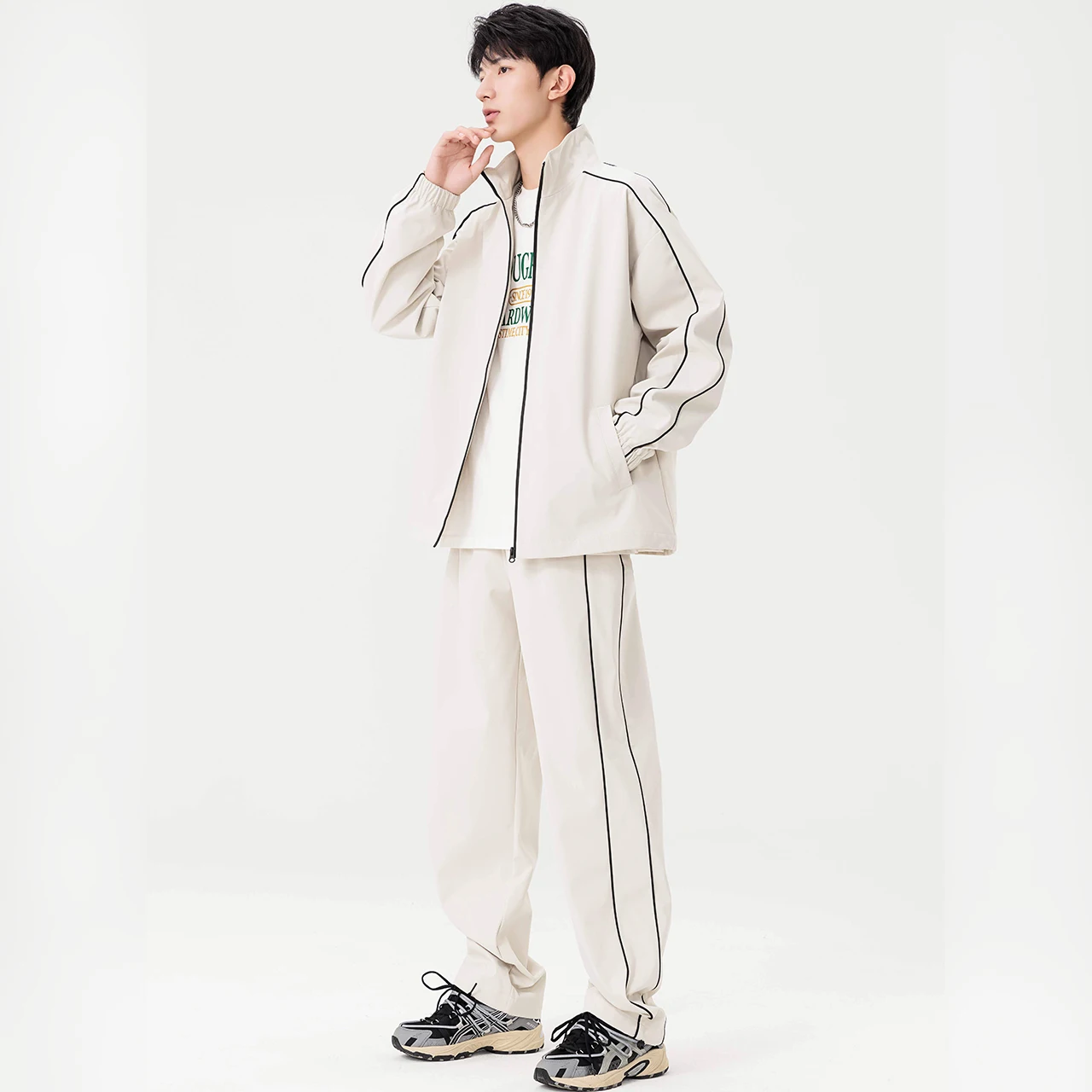 Mens Sportwear Sets Autumn Fashion Men Sporting Suit Sweatshirt +Sweatpants 2 Pieces Sets Men Tracksuit Running Jogging Clothing
Mens Sportwear Sets Autumn Fashion Men Sporting Suit Sweatshirt +Sweatpants 2 Pieces Sets Men Tracksuit Running Jogging Clothing