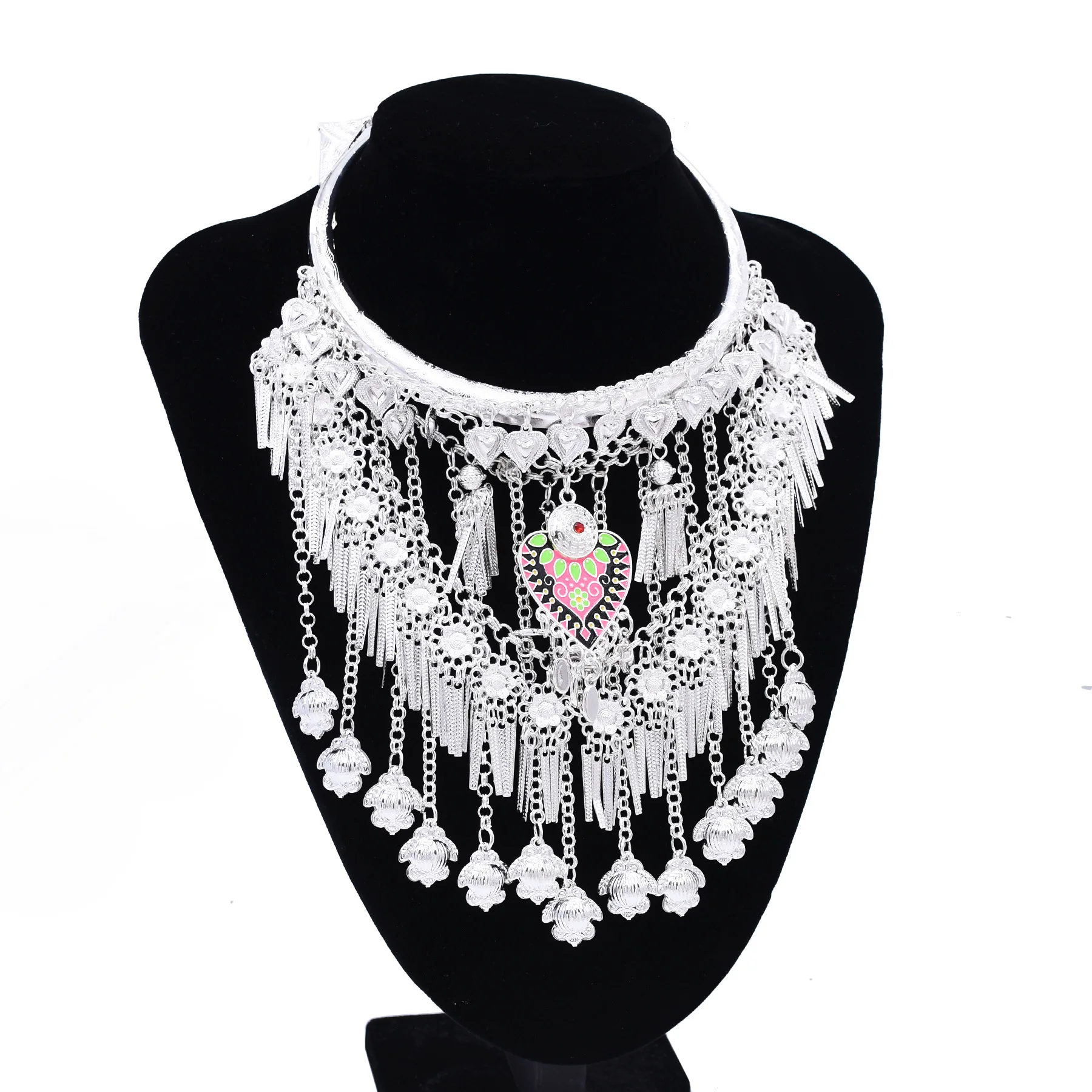 Sporty Miao Dong Ethnic Headwear Copper Heavy Craft Bamboo Choker Necklace for Litter Girl Statement Stage Festival Performance
Sporty Miao Dong Ethnic Headwear Copper Heavy Craft Bamboo Choker Necklace for Litter Girl Statement Stage Festival Performance