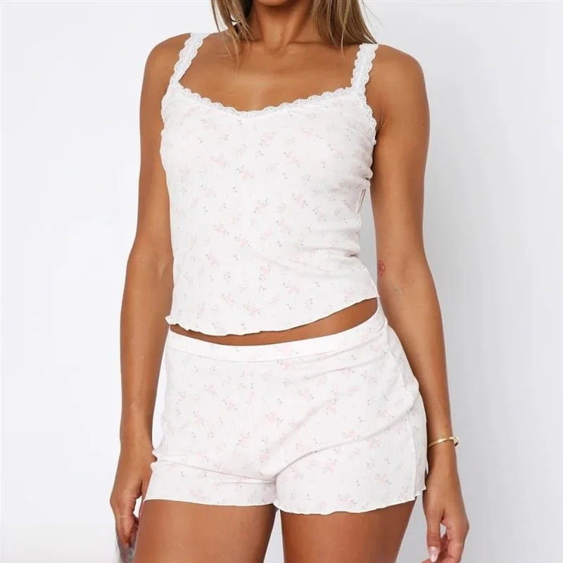 Women's Knitted Lace Trim ort Set 2024 Summer Faion Top And orts Ensemble with Strap
Women's Knitted Lace Trim ort Set 2024 Summer Faion Top And orts Ensemble with Strap