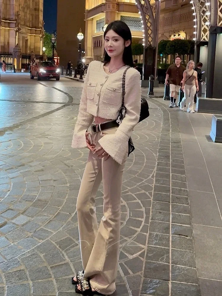 High Waist Cotton Stretch Denim Pants Women's Faionable Bell Bot with Built-in Hip Lifting Spring Autumn Long Leg Lengt...
High Waist Cotton Stretch Denim Pants Women's Faionable Bell Bot with Built-in Hip Lifting Spring Autumn Long Leg Lengt...