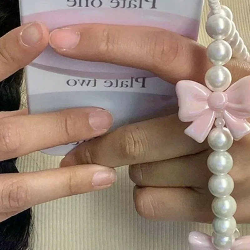 Pink Pearl Bow Phone Chain Anti-Lost Bracelet For Mobile Phone Case Wrist Strap CCD Lanyard Phone Keychain Portable Chain
Pink Pearl Bow Phone Chain Anti-Lost Bracelet For Mobile Phone Case Wrist Strap CCD Lanyard Phone Keychain Portable Chain