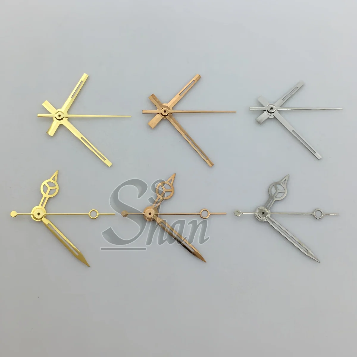 Hands of the watch are in gold silver rose gold and green luminescent suitable for ladies' NH05 and NH06 movement watches
Hands of the watch are in gold silver rose gold and green luminescent suitable for ladies' NH05 and NH06 movement watches