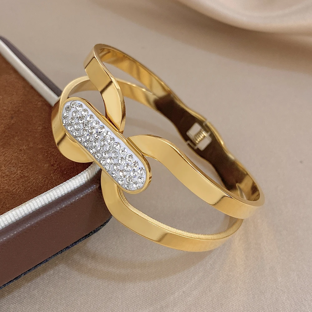 Unique Hollow Geometric Stainless Steel Wide Bangle for Women Rhinestone Golden Waterproof Spring Bracelet Party Jewelry Gift
Unique Hollow Geometric Stainless Steel Wide Bangle for Women Rhinestone Golden Waterproof Spring Bracelet Party Jewelry Gift