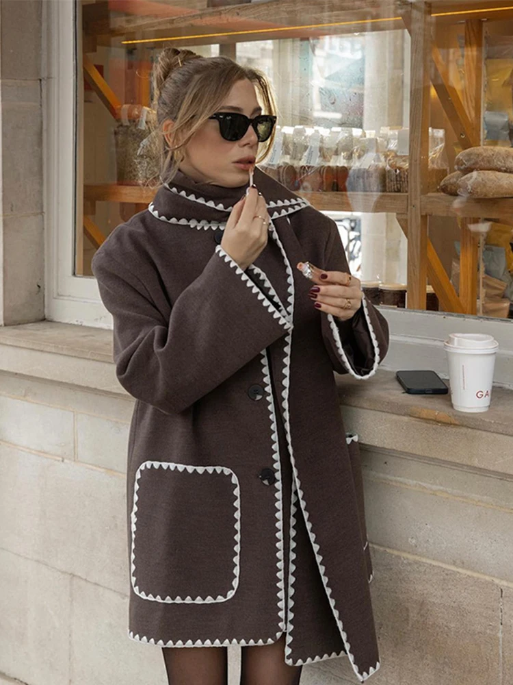 Casual Scarf Collar Jackets Women Fashion Patchwork Loose Wool Coats 2024 Autumn Winter New Elegant Long Sleeve Thick Outwear
Casual Scarf Collar Jackets Women Fashion Patchwork Loose Wool Coats 2024 Autumn Winter New Elegant Long Sleeve Thick Outwear